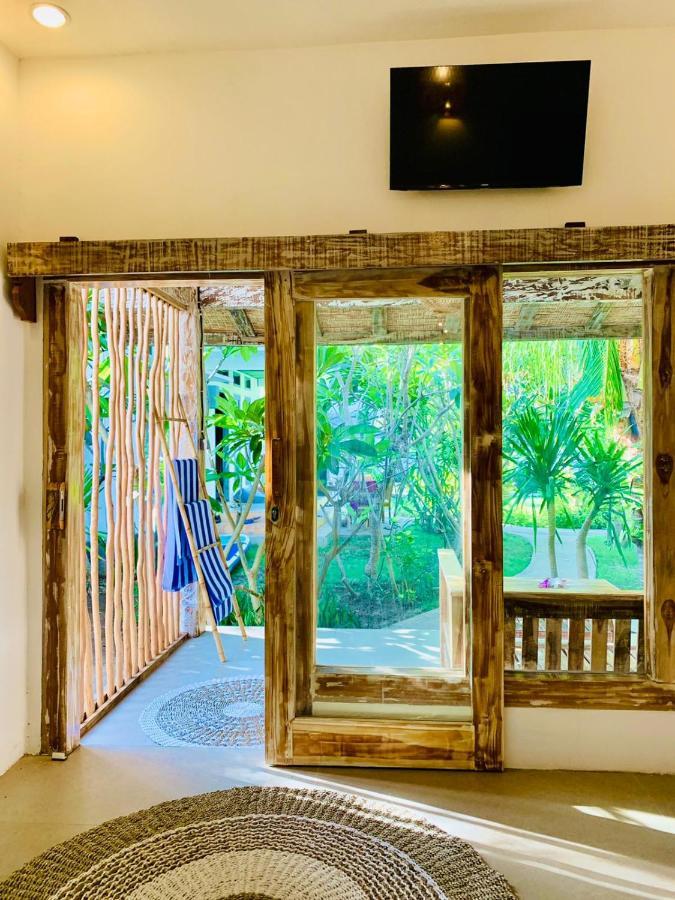 Oasis Villas Gili Trawangan Exterior photo