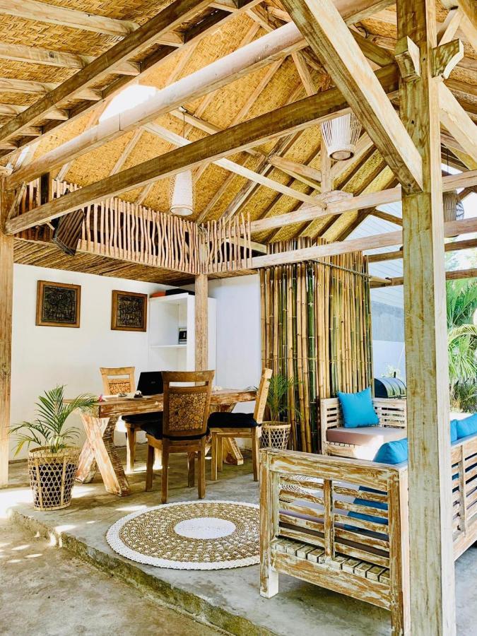 Oasis Villas Gili Trawangan Exterior photo