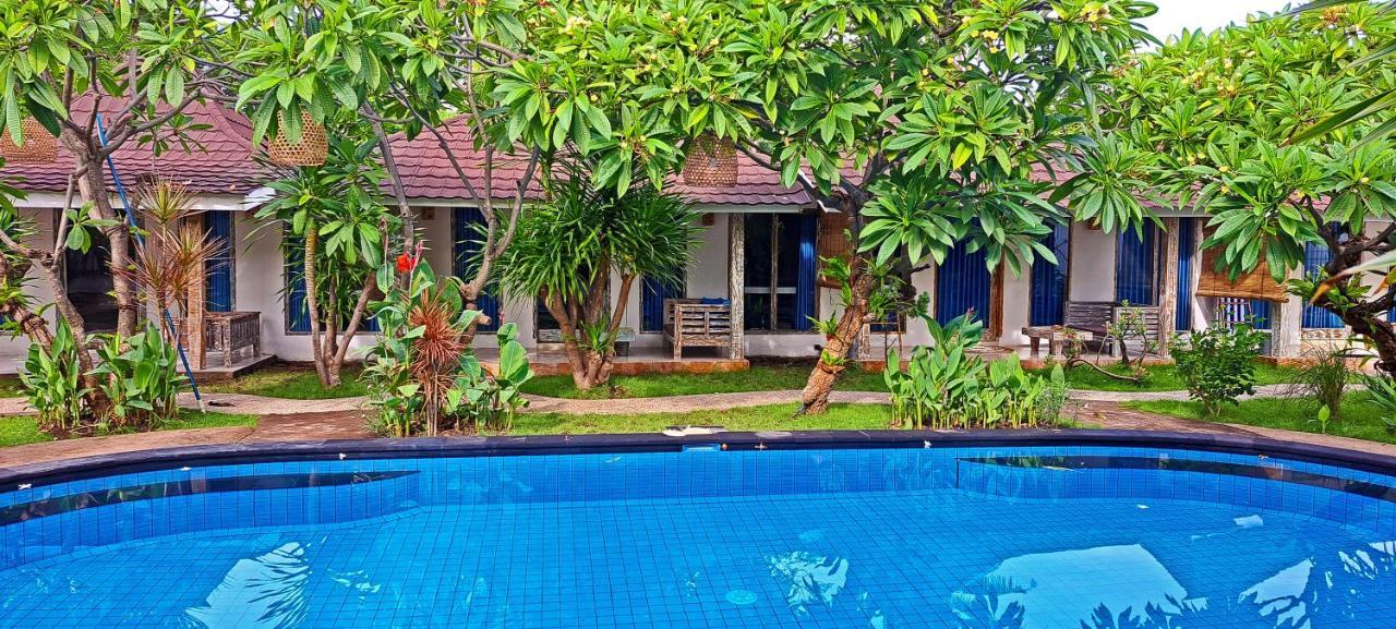 Oasis Villas Gili Trawangan Exterior photo